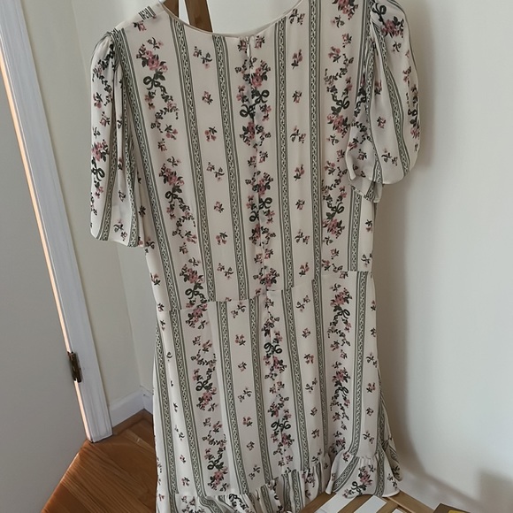 Reformation Beesley Dress - Picture 7 of 12